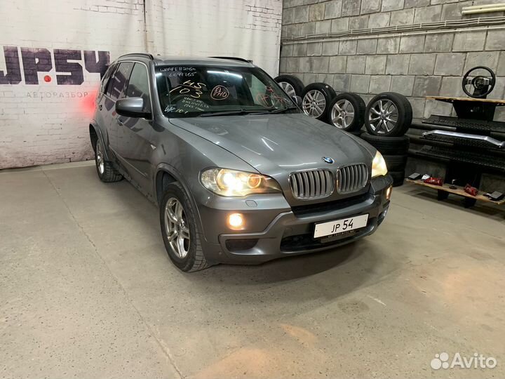 BMW X5 E70 N62B48B 2008 год