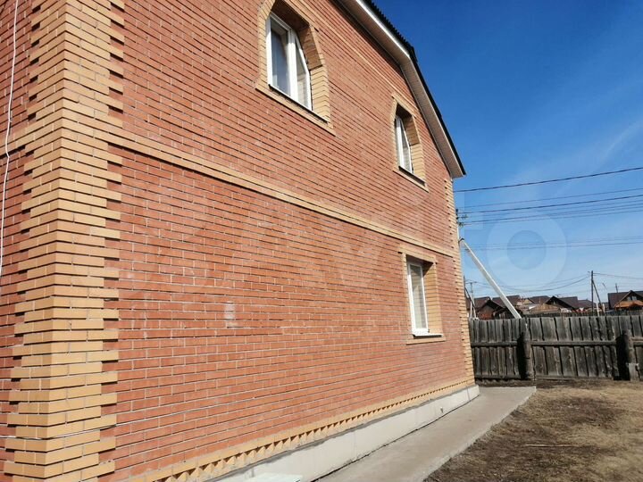 Коттедж 125 м² на участке 8 сот.