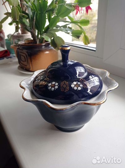 Изделия из фарфора