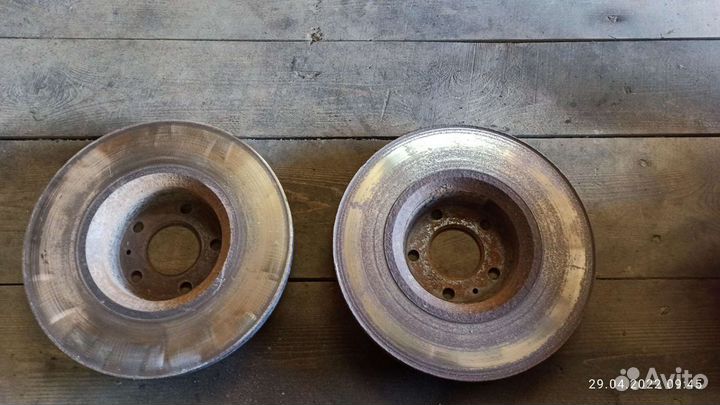 Audi a6 c6 передние тормозные диски