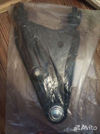 Рычаг renault logan
