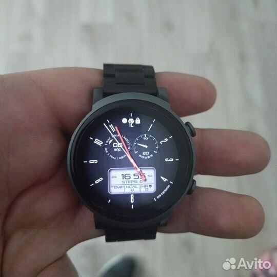 Смарт часы ticwatch e3