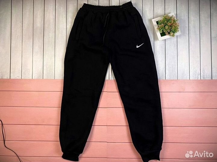 Спортивные брюки Nike теплые