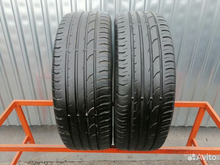 Continental ContiPremiumContact 2 215/60 R17 96H