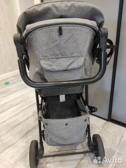 Прогулочная коляска quattro