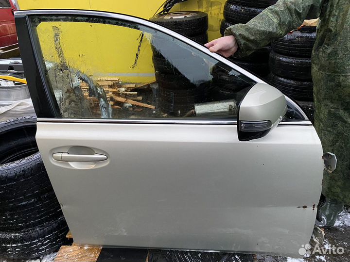 Дверь subaru outback
