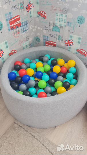 Бассейн с шариками