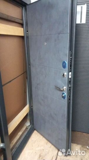 Дверь 7.5 см Гарда букле чёрный бетон графит