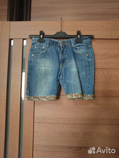 Джинсовые шорты