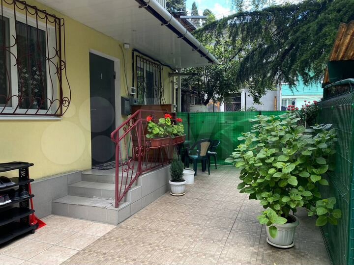 2-к. квартира, 40 м², 1/2 эт.