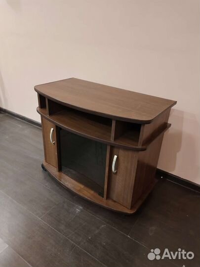 Тумба под телевизор
