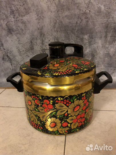 Скороварка, бочонок, чашка чайная хохлома