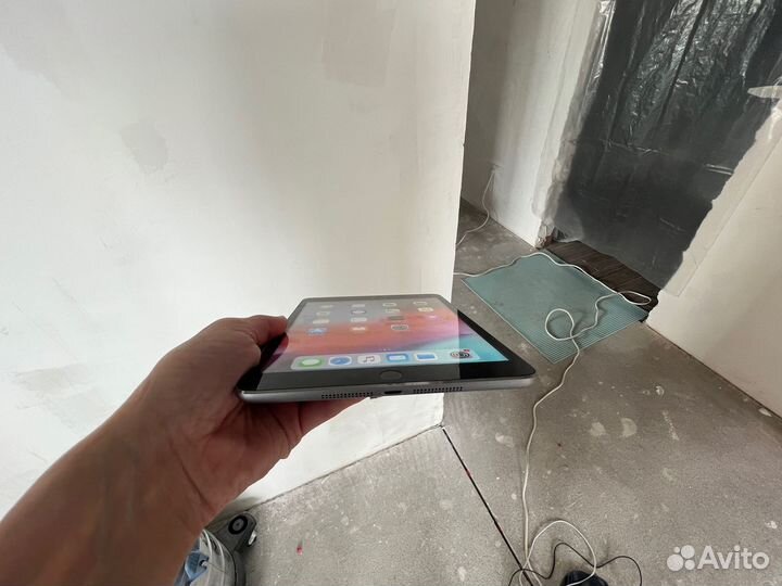 iPad mini 3 wi-fi+cellular + Отпечаток пальца