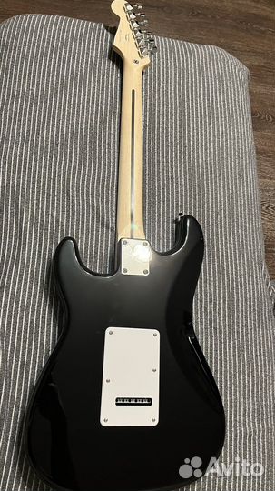Электро гитара