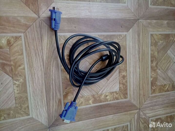 Кабель для компьютера