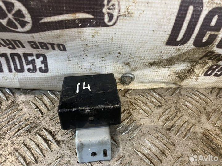 Усилитель антенны Toyota Corolla