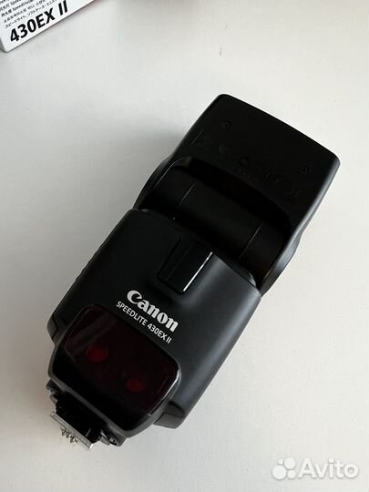 Вспышка Canon 430EX II