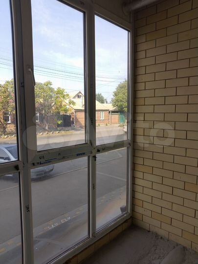 2-к. квартира, 70 м², 1/4 эт.