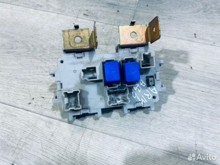 Блок предохранителей Nissan Armada SUV VK56DE 2004