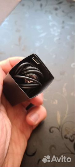 Проводные наушники AKG новые от samsung S20