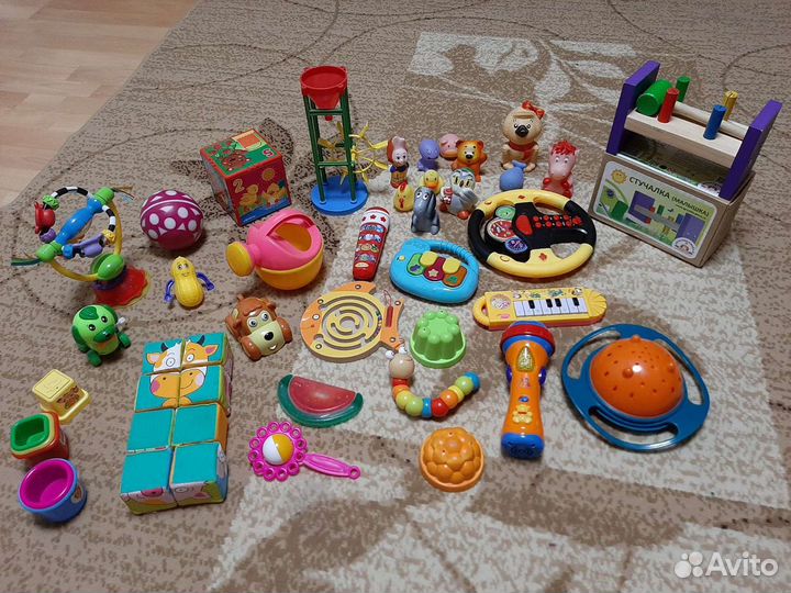 Развивающие игрушки для малышей