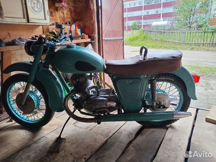 Продам или обменяю на 150 кубовый скутер