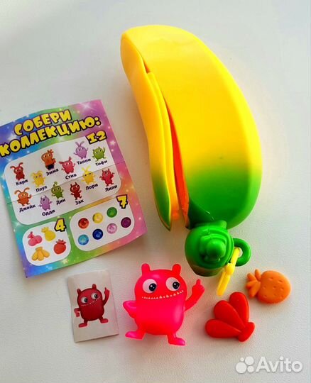 Игрушка банан с сюрпризом