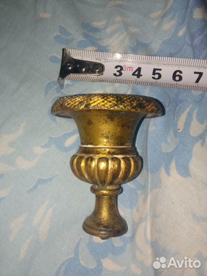Антикварный подсвечник от старинного канделябра