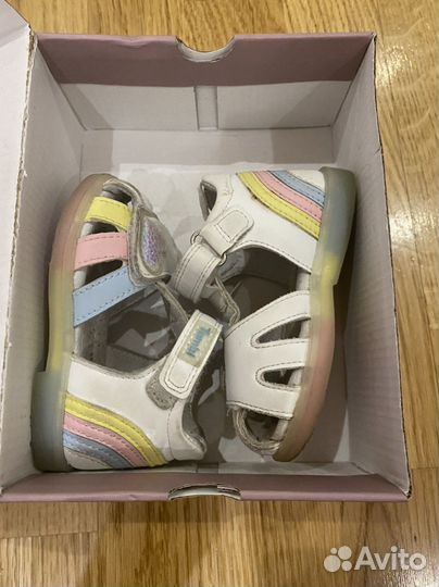 Босоножки для девочки