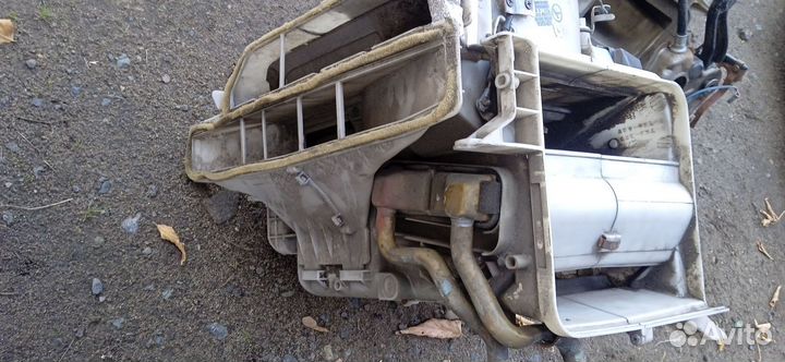 Бампер задний Тойота Камри