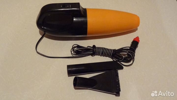 Автомобильный пылесос