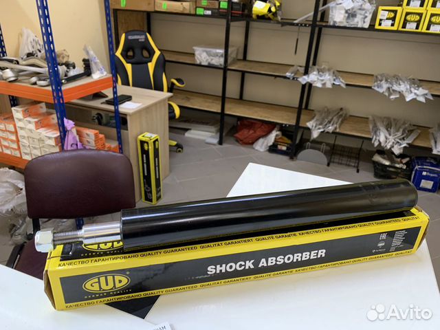 Амортизаторы передние Audi80 B2,B3,B4 VW Passat B2