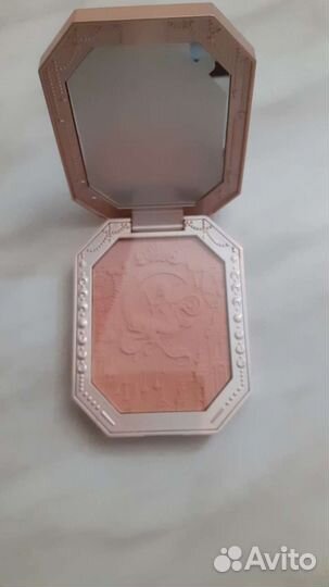 Румяна Flower Knows