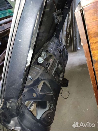 Крышка багажника bmw 1