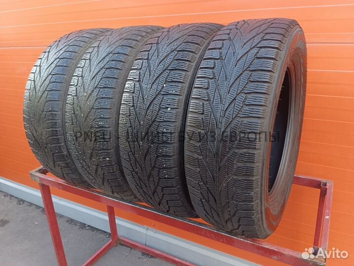 Nokian Tyres Hakkapeliitta R2 SUV 225/65 R17 103T