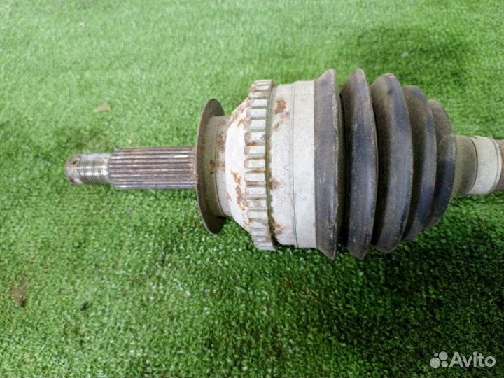 Привод левый Hyundai Sonata Тагаз 2.0 G4GC 2010