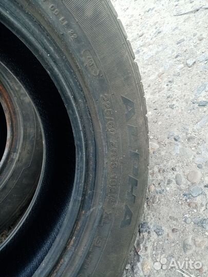 Accelera Alpha 225/60 R16