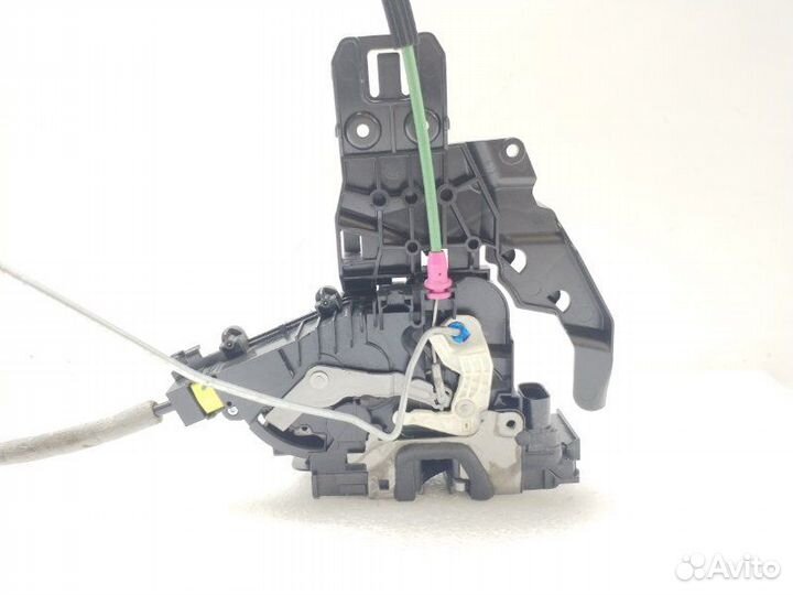 Замок двери задний правый Mercedes-Benz E-Class