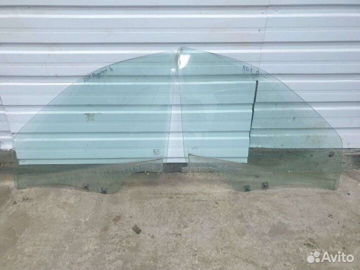 Стекло переднее правое Renault Logan седан K7MF