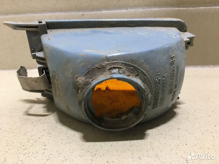 Указатель поворота в бампер правый Golf III/Vento