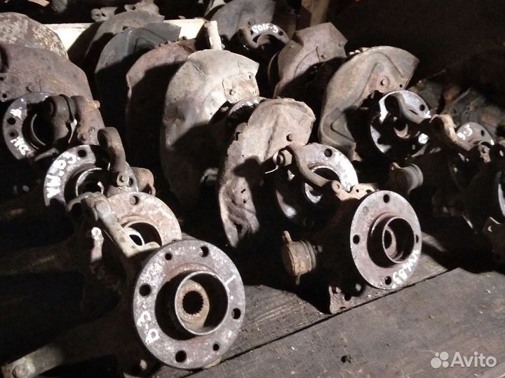 Поворотный кулак Фольксваген Пассат В3, В4