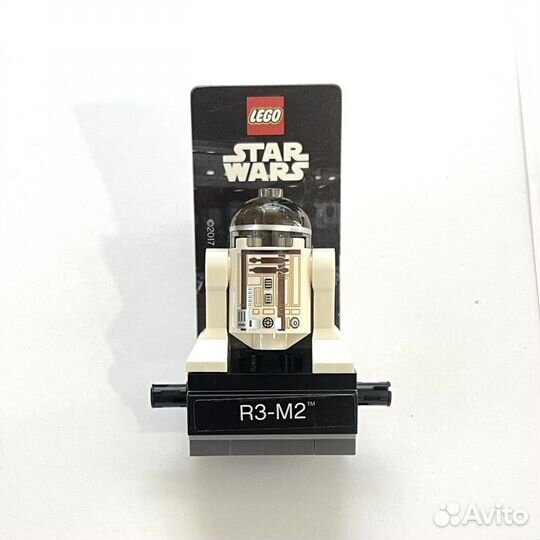 Закрытый в упаковке Lego R2-D2 (r3-m2)