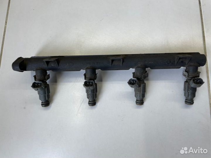 Рейка топливная (рампа) Kia Spectra SD S6D 1.6