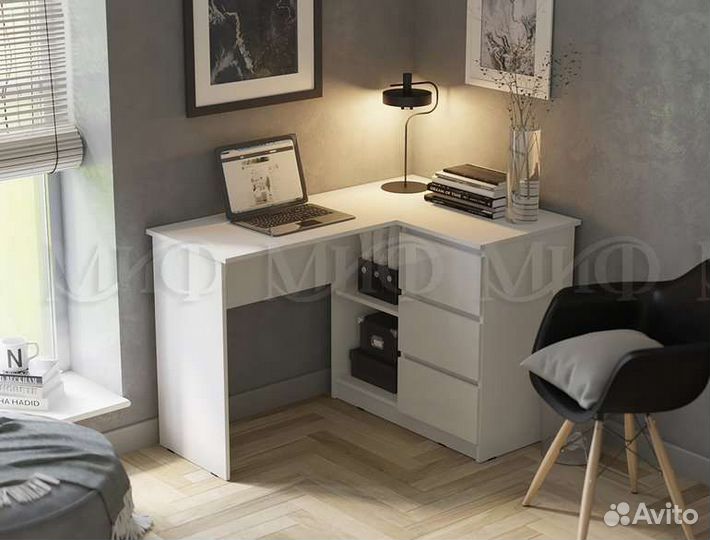 Угловой письменный стол