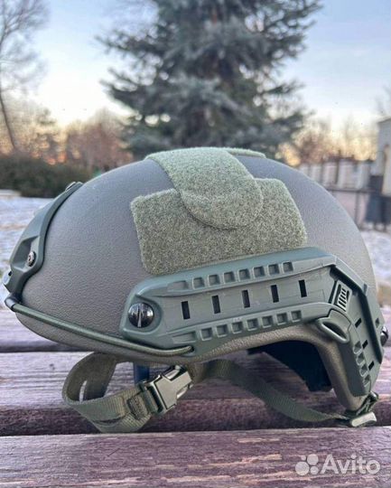 Шлем бр2 с ушами и без ушей