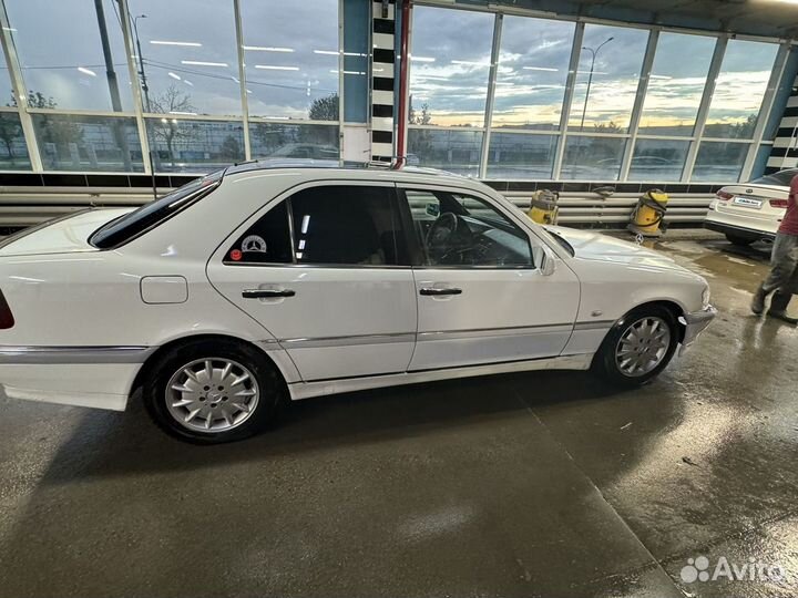 Mercedes-Benz C-класс 2.3 AT, 1999, 350 000 км