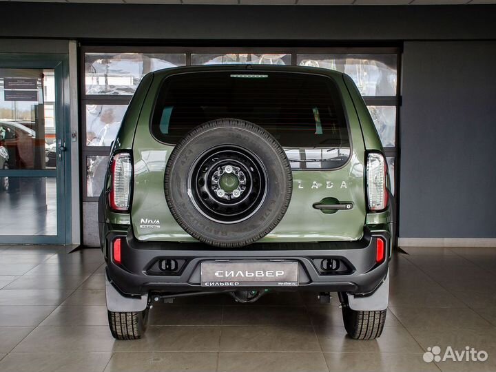ВАЗ Niva Travel 1.7 МТ, 2023