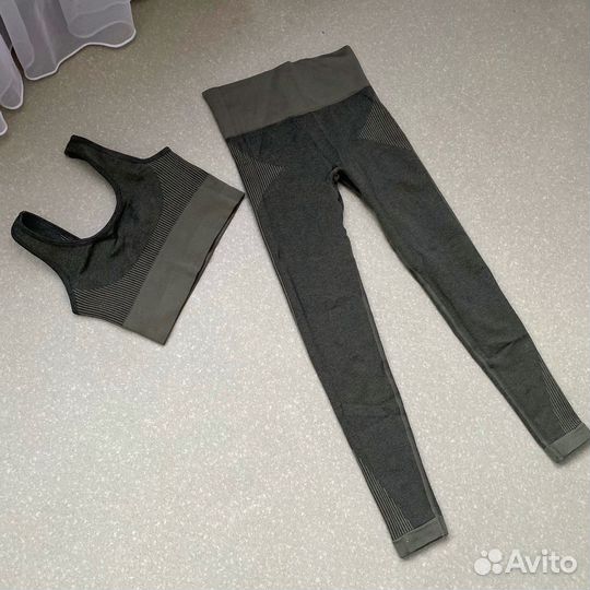 Спортивный костюм