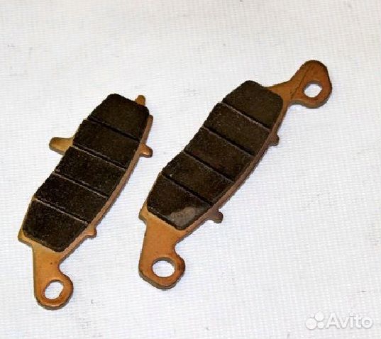 Тормозные колодки, правая пара (A000-0801В0)