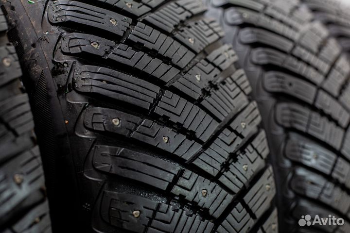 Goodyear UltraGrip Ice Arctic SUV 235/60 R18 107T
